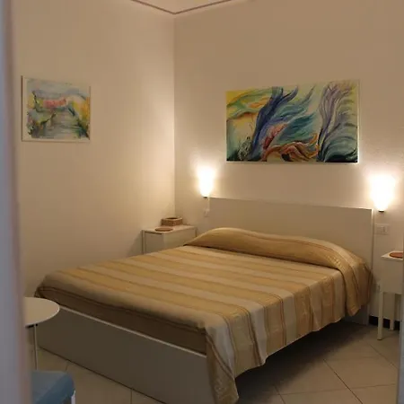 Marianna Quiet Guest house 3*