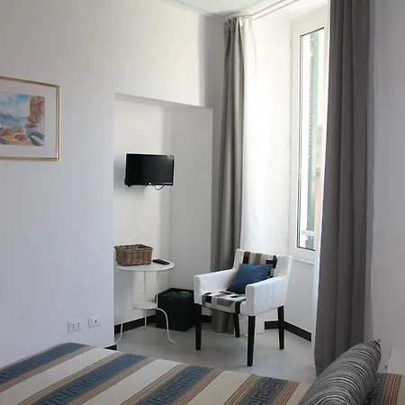 Marianna Quiet Μοντερόσο αλ Μάρε